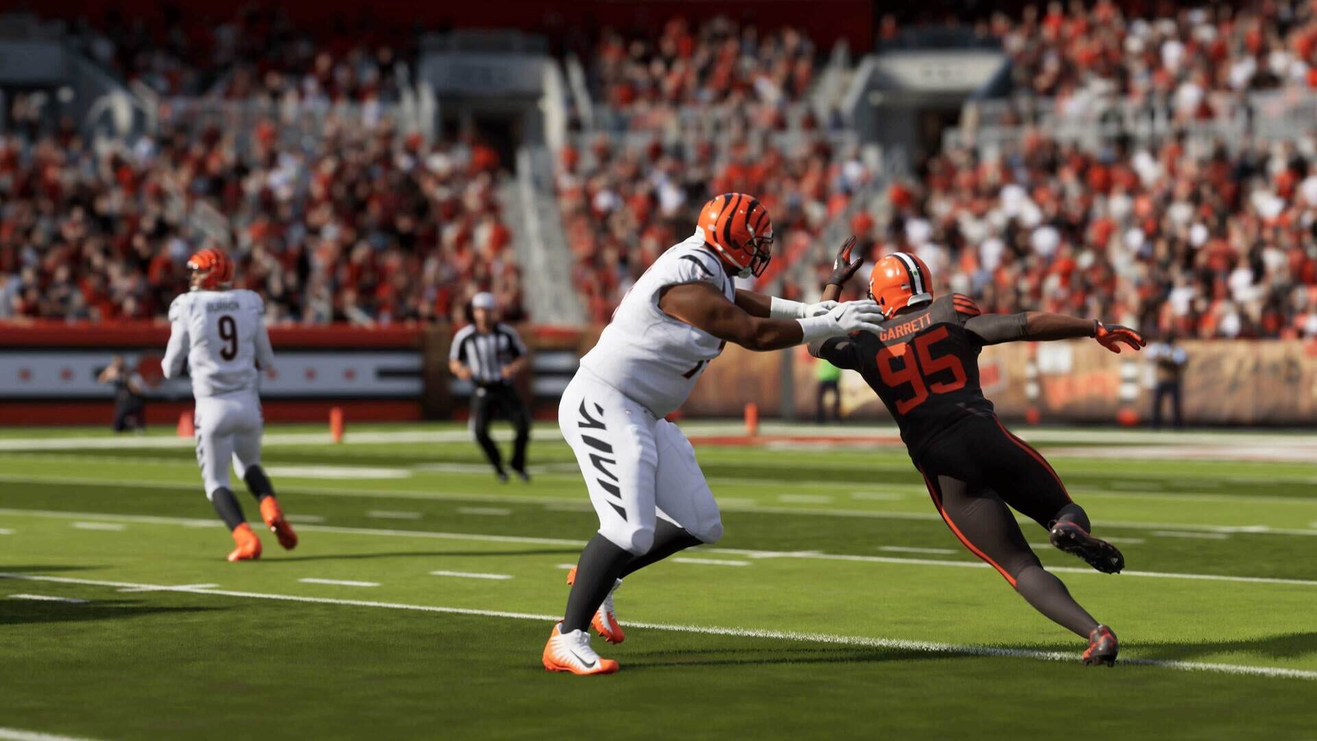 Madden NFL 24 Deluxe Edition